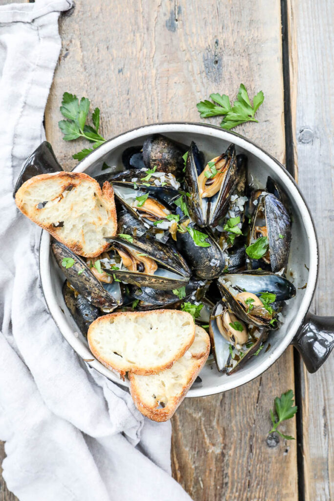 Mussels with White Wine and Garlic Mussels Jenny Shea Rawn